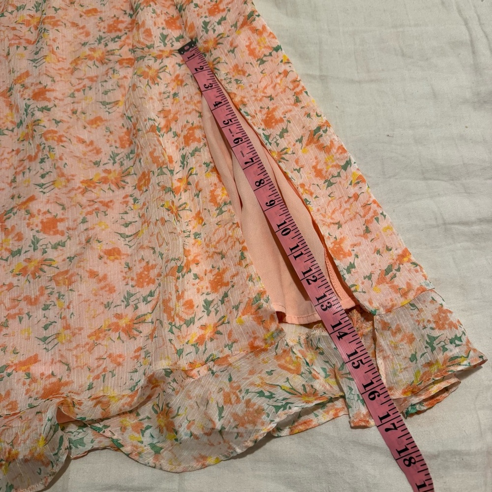 ASTR The Label Lunaria Pleated Midi Dress Orange Green Floral Chiffon Size M - Picture 14 of 15